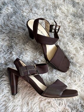 Taryn Rose 🌹Women's Brown Leather & Stretch Fabric Round Block Heel Sandals